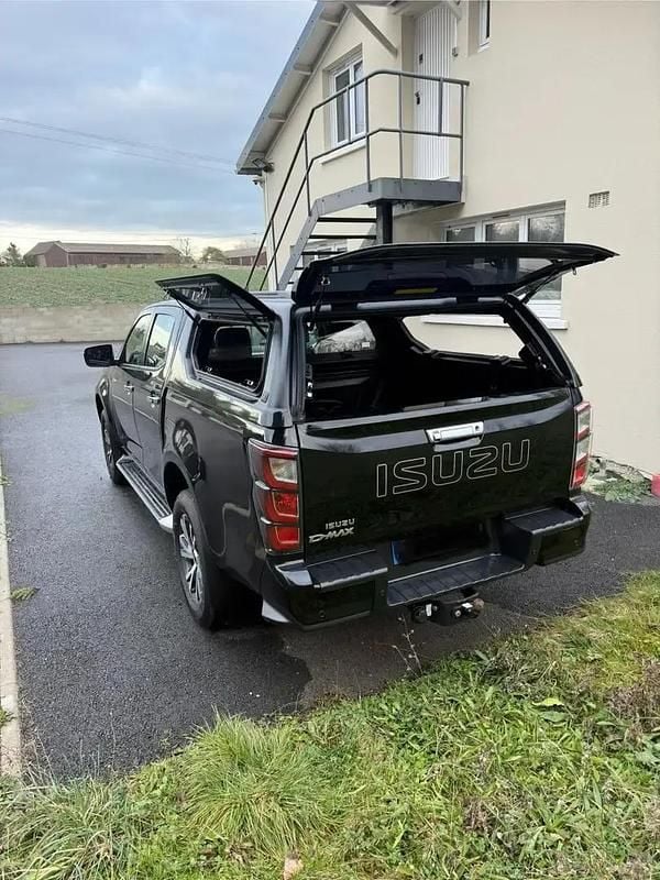 Occasion 2025 Isuzu D-Max SUV | 33 900 € (Super prix) - Image 1/4