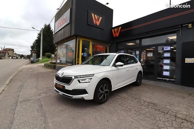 Blanc Utilisé 2020 Skoda Kamiq Ambition SUV | 13 989 € (Prix juste) - Image 1/4