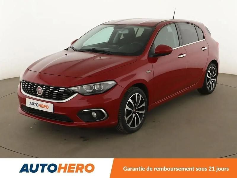 Rouge Utilisé 2019 Fiat Tipo Lounge Berline | 11 590 € (Prix juste) - Image 1/2