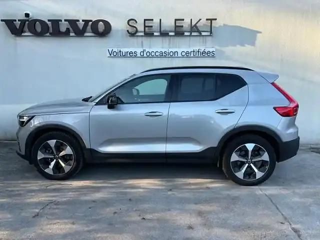 Gris Occasion 2025 Volvo XC40 SUV | 40 880 € - Image 1/3