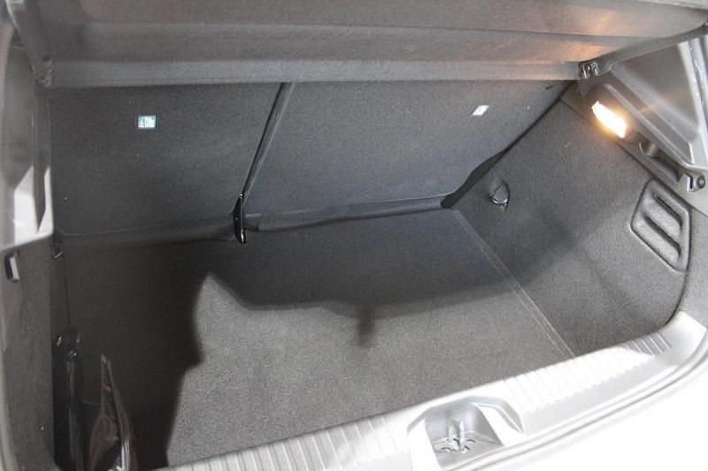 Nouvelle Renault Clio V Evolution 100 ch (73 kW) 2025 Blanc Citadine