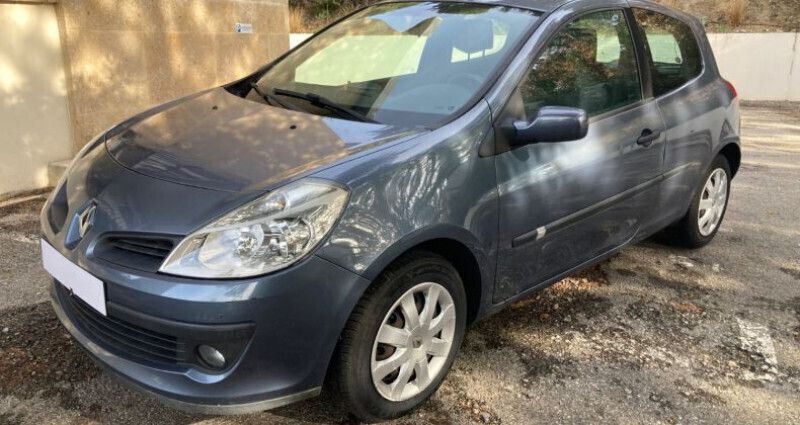 Utilisé 2006 Renault Clio II Citadine | 3 990 € - Image 1/4