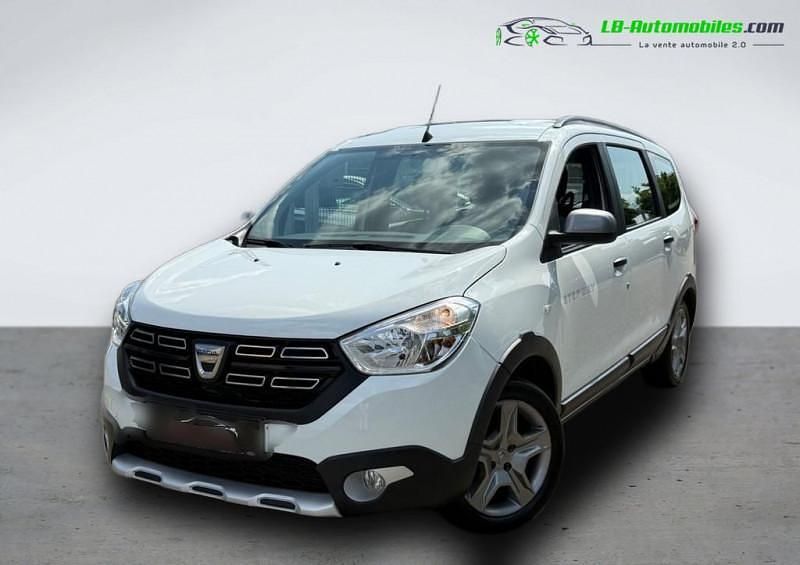 Utilisé 2020 Dacia Lodgy Monospace | 18 800 € (Prix juste) - Image 1/4