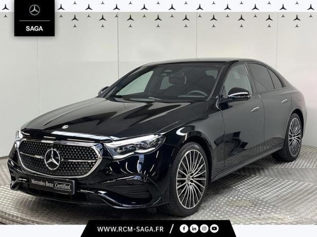 Noir Utilisé 2024 Mercedes 300 AMG line Berline | 61 800 € - Image 1/4