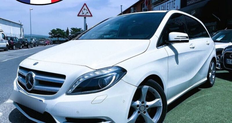 Blanc Utilisé 2013 Mercedes B180 Monospace | 7 490 € (Prix assez cher) - Image 1/4