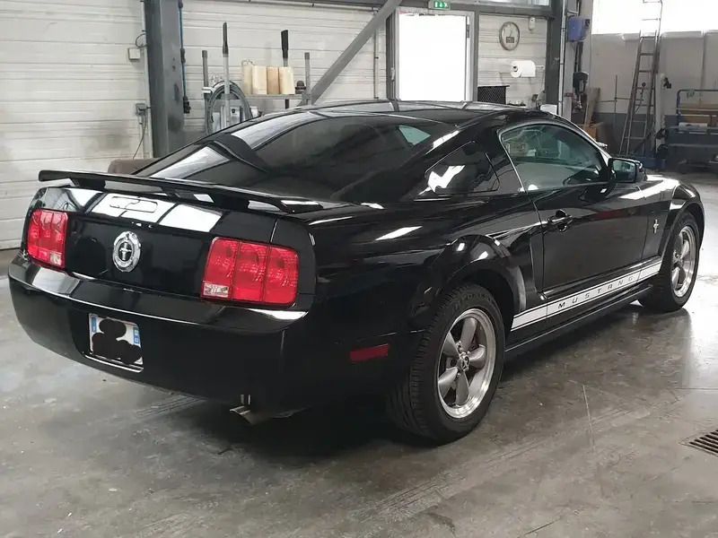 Noir Utilisé 2006 Ford Mustang Coupé | 20 000 € - Image 1/4