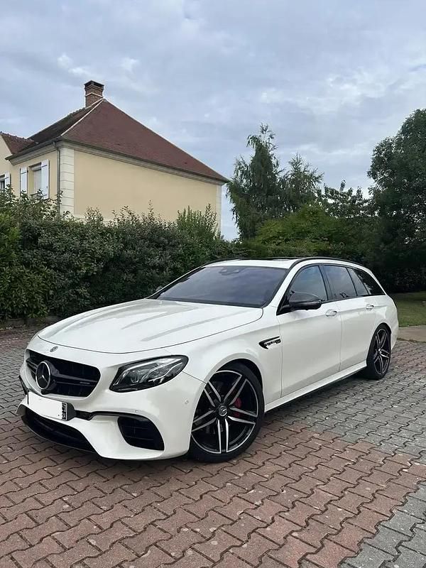 Utilisé 2018 Mercedes E63 AMG AMG Break | 59 900 € (Prix juste) - Image 1/4