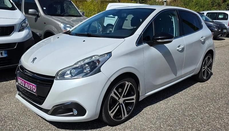 Blanc Occasion 2019 Peugeot 208 GT-line Citadine | 7 990 € (Super prix) - Image 1/4