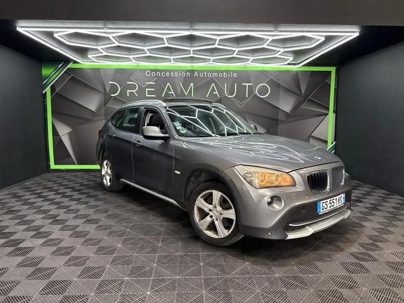 Gris Utilisé 2011 BMW X1 SUV | 10 990 € (Prix juste) - Image 1/4