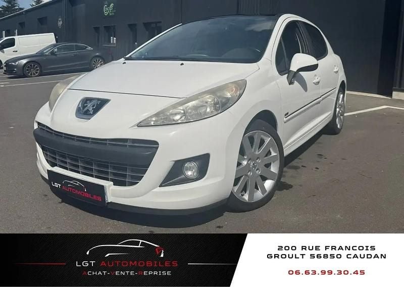 Blanc Utilisé 2011 Peugeot 207 Sportium Berline | 6 490 € (Prix assez cher) - Image 1/4