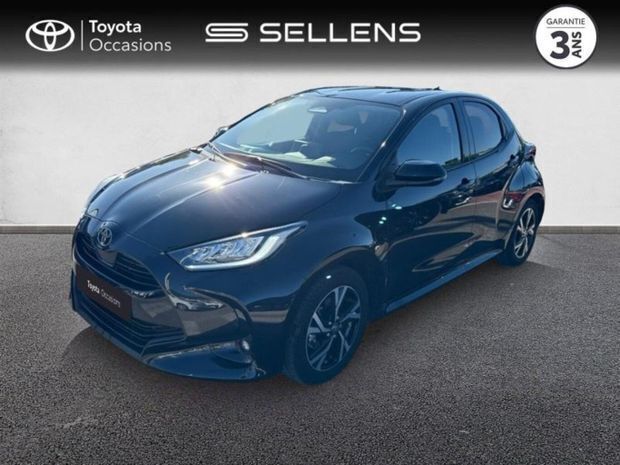 Noir Utilisé 2024 Toyota Yaris Hybrid Design | 22 480 € (Prix juste) - Image 1/4