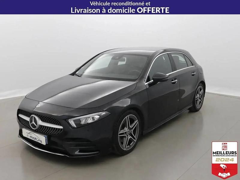 Noir Utilisé 2020 Mercedes 180 AMG line Berline | 23 900 € (Prix assez cher) - Image 1/4