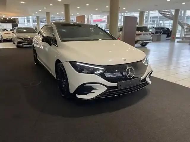 Blanc Occasion 2024 Mercedes EQE350 Berline | 64 900 € (Bon prix) - Image 1/4