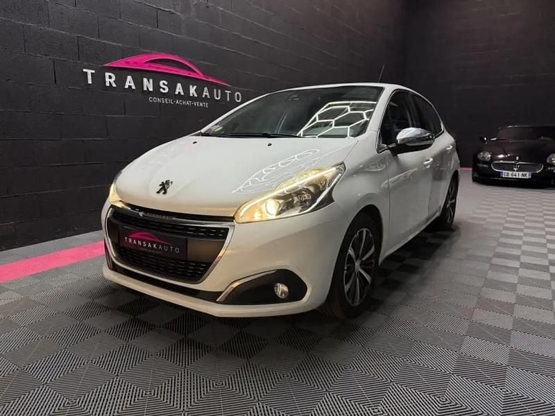 Gris Occasion 2018 Peugeot 208 Allure Citadine | 7 990 € (Bon prix) - Image 1/4