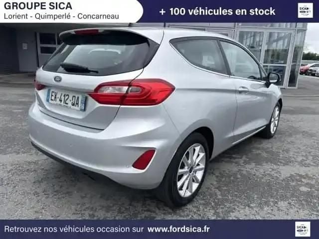 Occasion Ford Fiesta Titanium 2018 Gris lunaire Berline