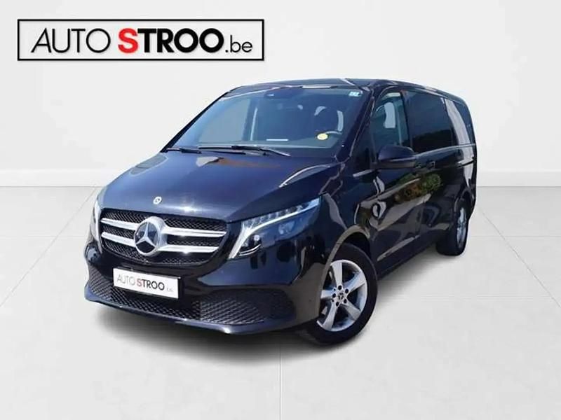 Noir Occasion 2024 Mercedes V220 Avantgarde Monospace | 64 900 € (Prix cher) - Image 1/4