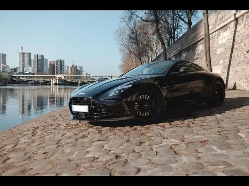 Noir Nouvelle 2025 Aston Martin V8 Vantage Coupé | 311 843 € - Image 1/4
