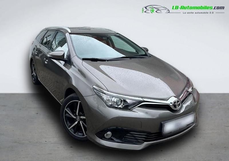 Utilisé 2017 Toyota Auris Berline | 17 900 € (Prix juste) - Image 1/4