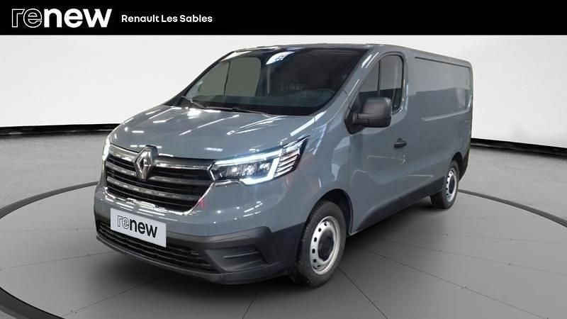 Gris Utilisé 2022 Renault Trafic Van | 23 500 € (Super prix) - Image 1/4