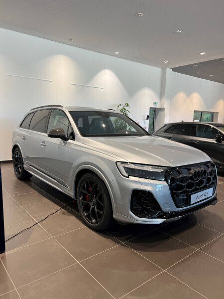 Nouvelle Audi Q7 Advanced 490 ch (360 kW) 2025 SUV