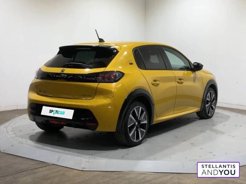 Occasion Peugeot e-208 GT-line 100 kW (136 ch) 2020 Jaune Citadine