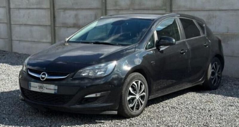 Noir Utilisé 2014 Opel Astra Active Berline | 4 490 € - Image 1/4