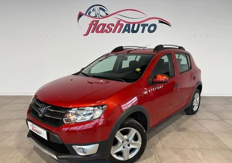 Occasion Dacia Sandero Stepway 91 ch (66 kW) 2013 Rouge Berline