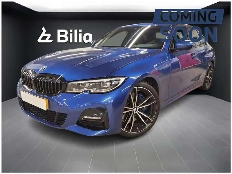 Bleu Utilisé 2020 BMW 330 Sport Line Berline | 36 990 € (Prix juste) - Image 1/4