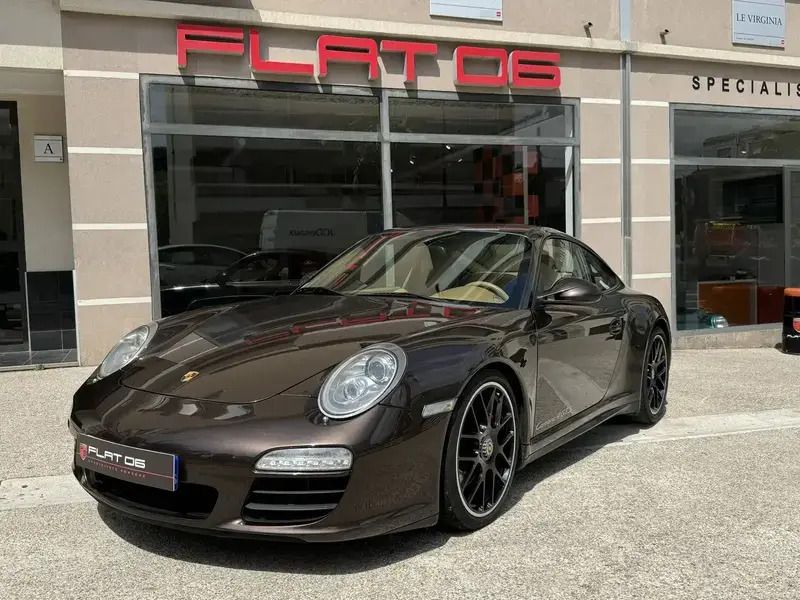 Brun Utilisé 2011 Porsche 911 Carrera 4 GTS Cabriolet | 77 997 € (Prix juste) - Image 1/4