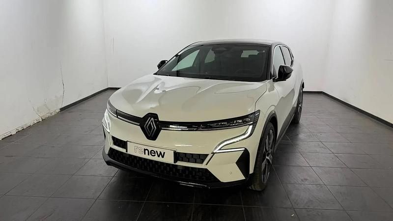 Blanc Nouvelle 2025 Renault Megane E-Tech Iconic Berline | 33 500 € (Prix cher) - Image 1/4