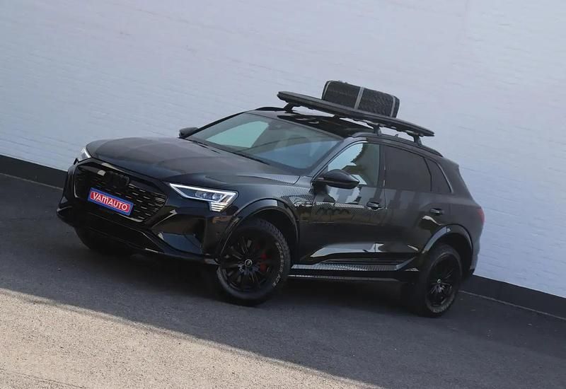 Noir Occasion 2024 Audi Q8 e-tron Sport SUV | 76 950 € (Prix juste) - Image 1/4