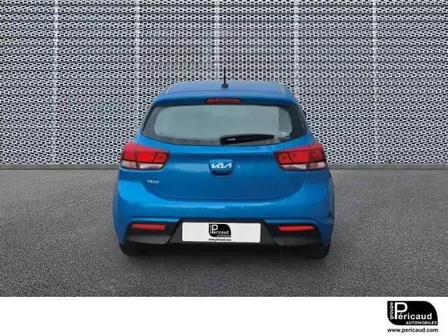 Occasion Kia Rio 84 ch (61 kW) 2023 Bleu Berline