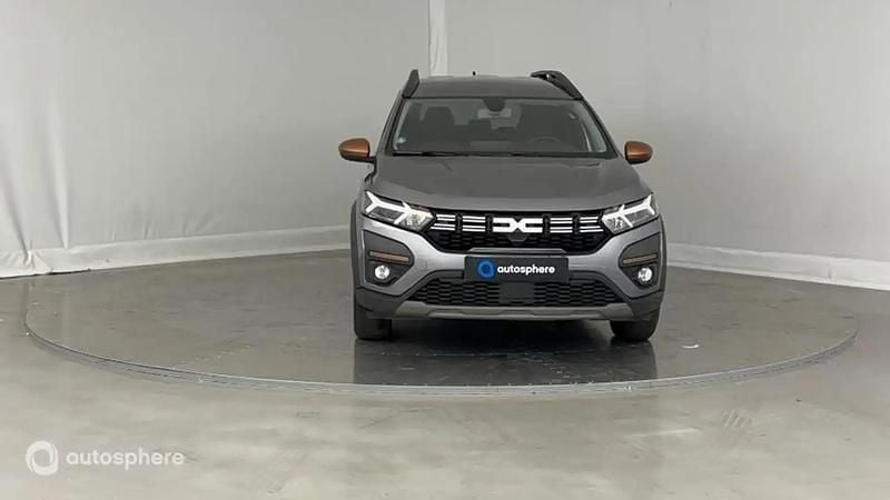 Image 2/4