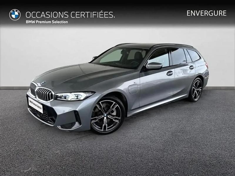 Gris Occasion 2025 BMW 330 M Sport Break | 49 990 € (Prix juste) - Image 1/4