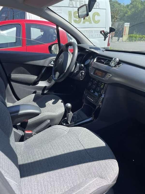 Image 3/4