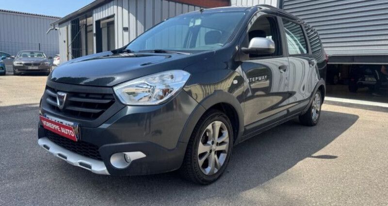 Utilisé 2017 Dacia Lodgy Stepway Monospace | 8 999 € (Prix juste) - Image 1/1
