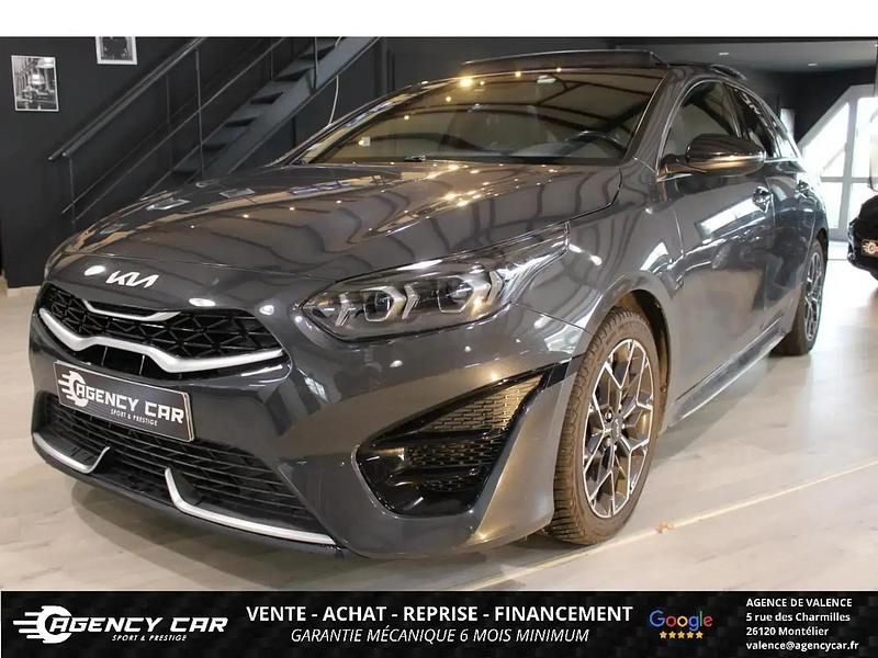 Gris Occasion 2021 Kia ProCeed Premium Citadine | 21 490 € (Prix assez cher) - Image 1/4