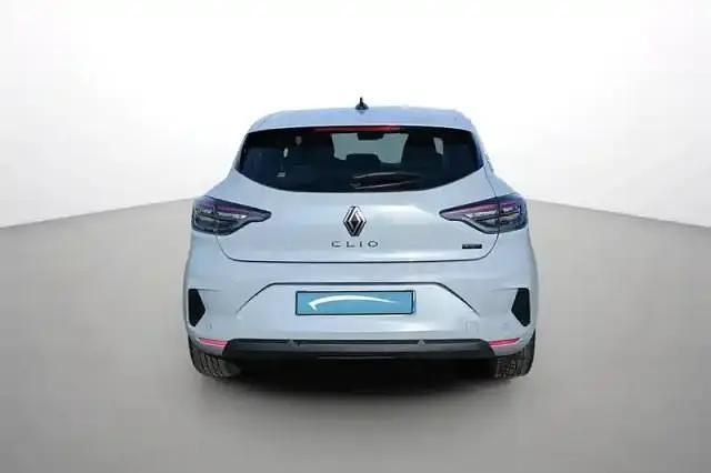 Occasion Renault Clio V 145 ch (106 kW) 2025 Gris clair Berline
