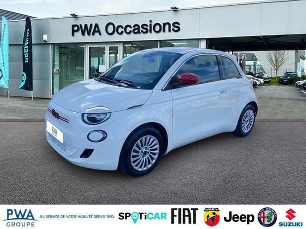 Utilisé 2023 Fiat 500e Red Citadine | 14 990 € (Prix juste) - Image 1/4