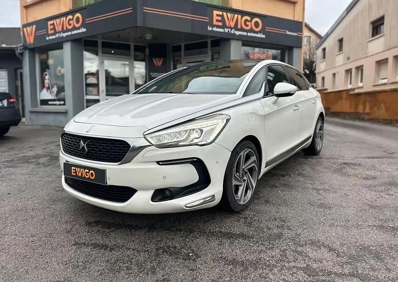 Occasion DS Automobiles DS5 163 ch (119 kW) 2015 Blanc Citadine