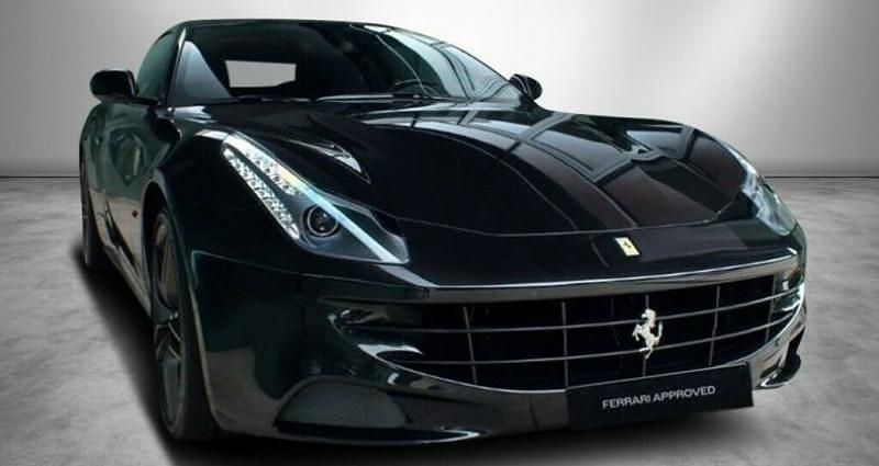 Utilisé 2014 Ferrari FF Coupé | 164 899 € (Prix assez cher) - Image 1/4