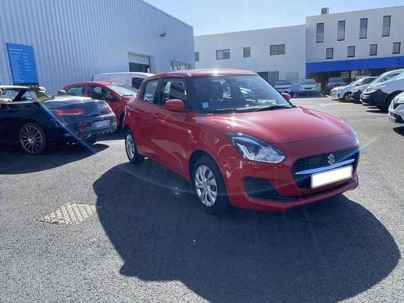 Occasion Suzuki Swift 84 ch (61 kW) 2023 Rouge Citadine