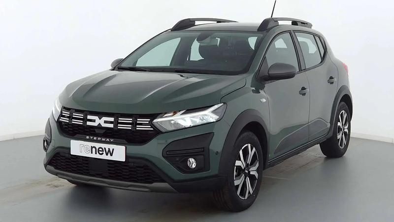 Gris Utilisé 2023 Dacia Sandero Expression Citadine | 14 999 € (Prix assez cher) - Image 1/4