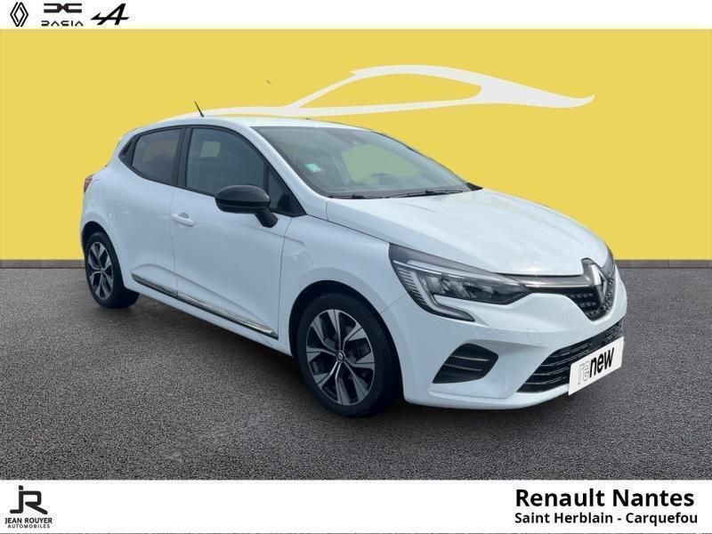 Blanc Utilisé 2023 Renault Clio V Evolution Berline | 13 490 € (Super prix) - Image 1/2