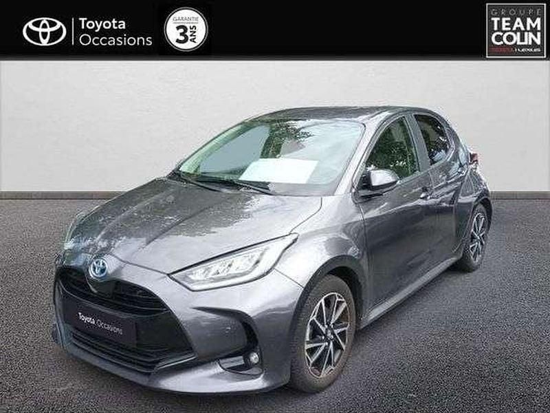Utilisé 2023 Toyota Yaris Hybrid Design Berline | 19 800 € (Prix juste) - Image 1/1