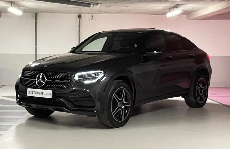 Gris Utilisé 2020 Mercedes GLC300e AMG line Coupé | 41 950 € (Super prix) - Image 1/4
