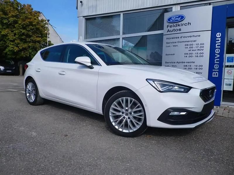 Blanc Utilisé 2021 Seat Leon XCELLENCE Berline | 18 490 € (Prix juste) - Image 1/4