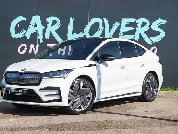 Blanc Utilisé 2023 Skoda Enyaq iV RS SUV | 38 990 € - Image 1/4