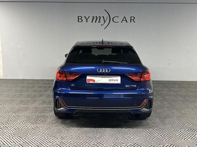 Nouvelle Audi A1 Sportback S-Line 116 ch (85 kW) 2026 Bleu navarre métallisé noir mythe métallisé Citadine