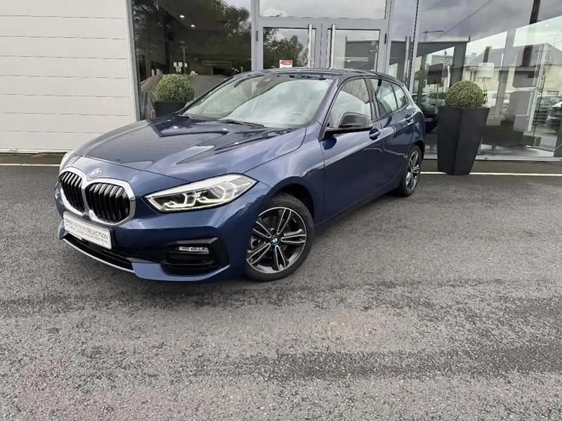 Bleu Utilisé 2023 BMW 118 Sport Line Citadine | 25 990 € (Prix juste) - Image 1/4